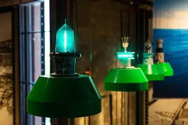 Como escolher a iluminação ideal para áreas classificadas